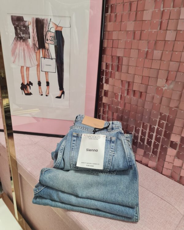 Jeans VICOLO Mod. SIENNA